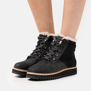 TOMS Mojave Black Women's Boots - 7.5